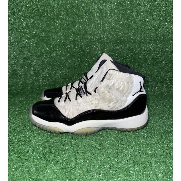 Nike Air Jordan 11 Retro Concord Youth Kids Size 5.5Y / Womens Size 7 378038-100 - Picture 4 of 9